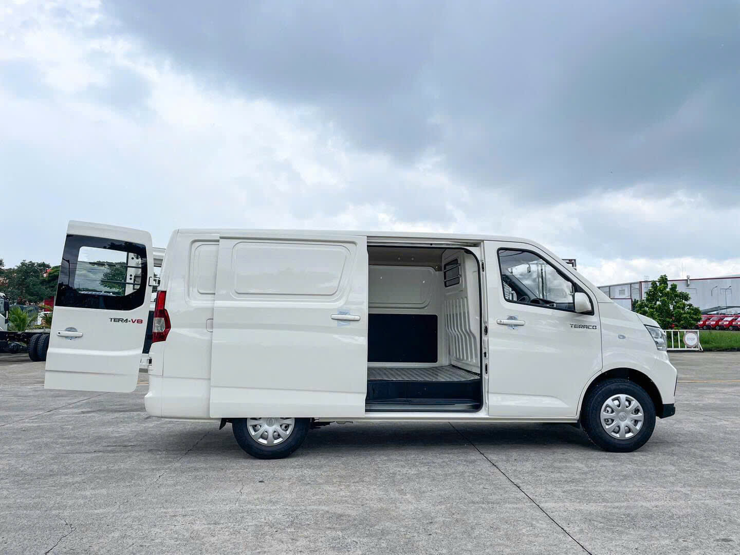 TERA V8 THÙNG KÍN – GIẢI PHÁP VẬN TẢI HIỆN ĐẠI, AN TOÀN VÀ TIẾT KIỆM