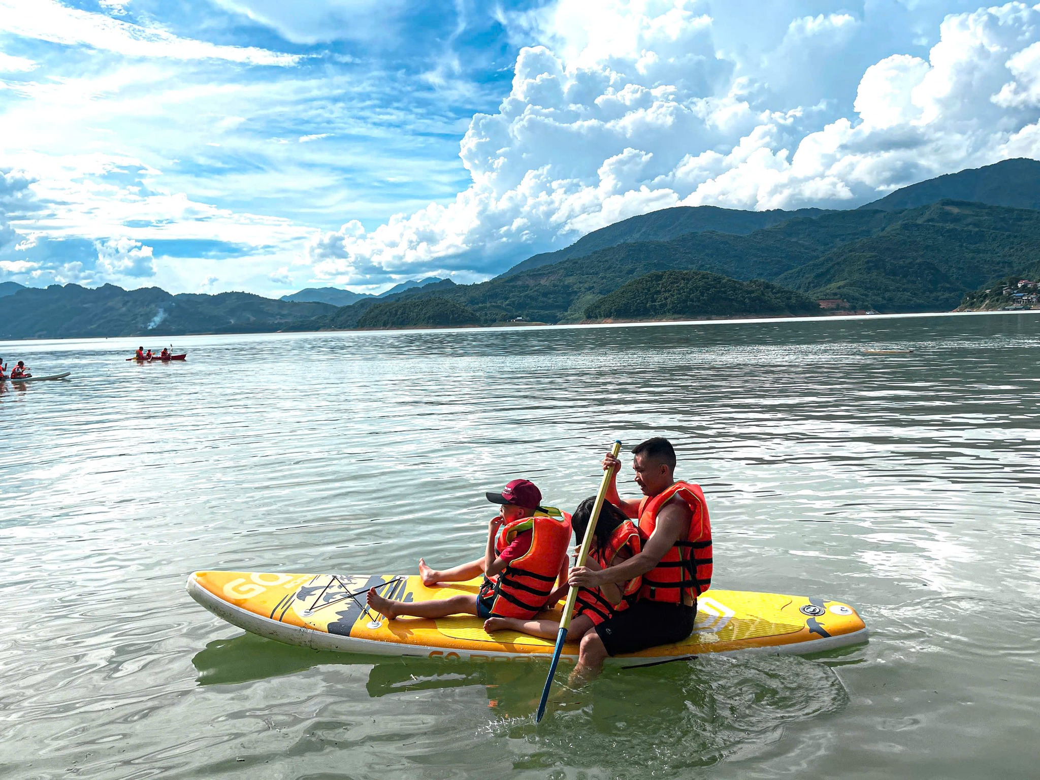 493676750 1371039128362579 8719215455388730183 N